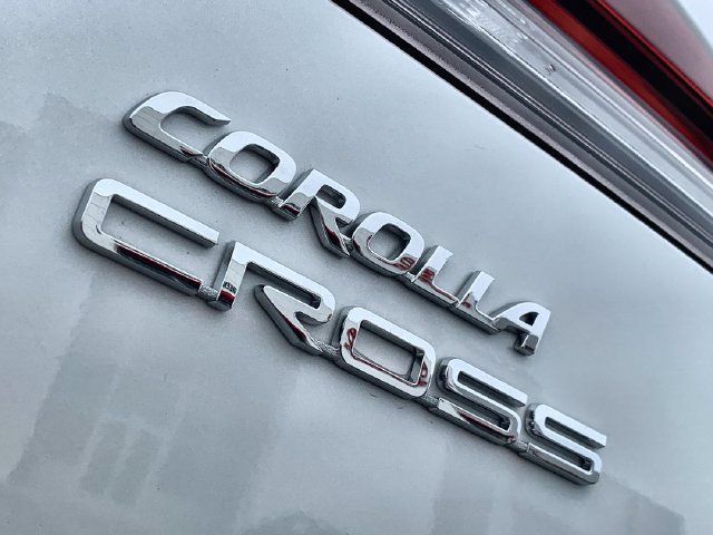 Used 2026 Toyota Corolla Cross LE w/ Moonroof Package FWD image 40