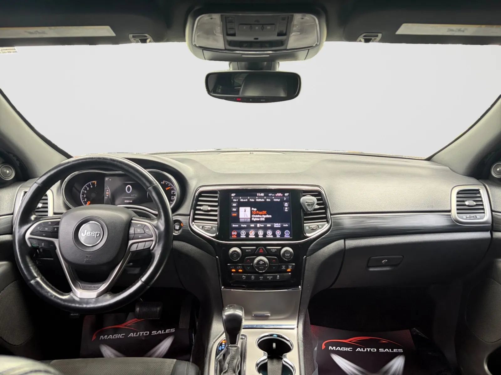 Used 2019 Jeep Grand Cherokee Altitude AWD/4WD image 22