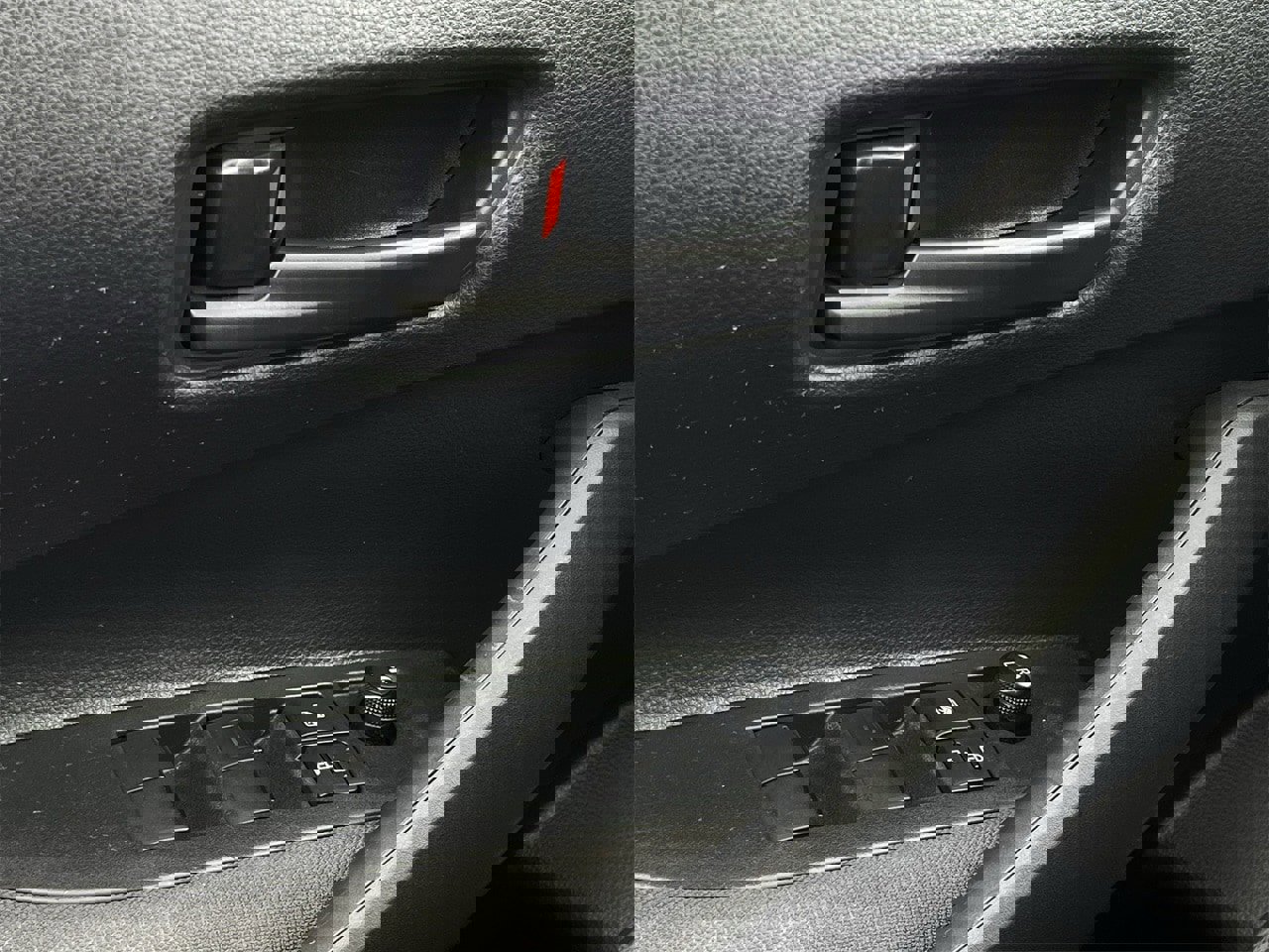 Used 2025 Toyota Corolla LE image 21