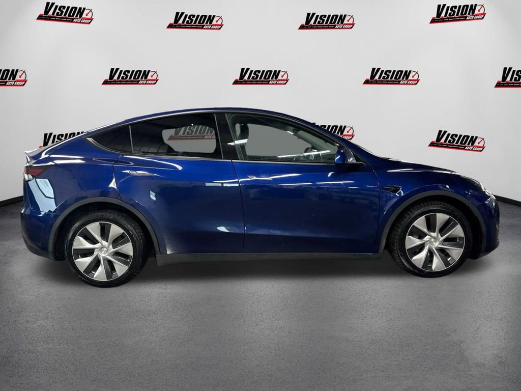 Used 2022 Tesla Model Y Long Range AWD/4WD image 4