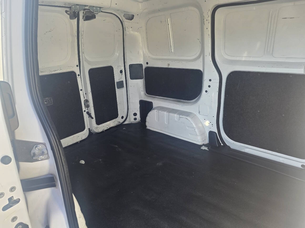 Used 2019 Nissan NV200 S w/ Cruise Control Package FWD image 14