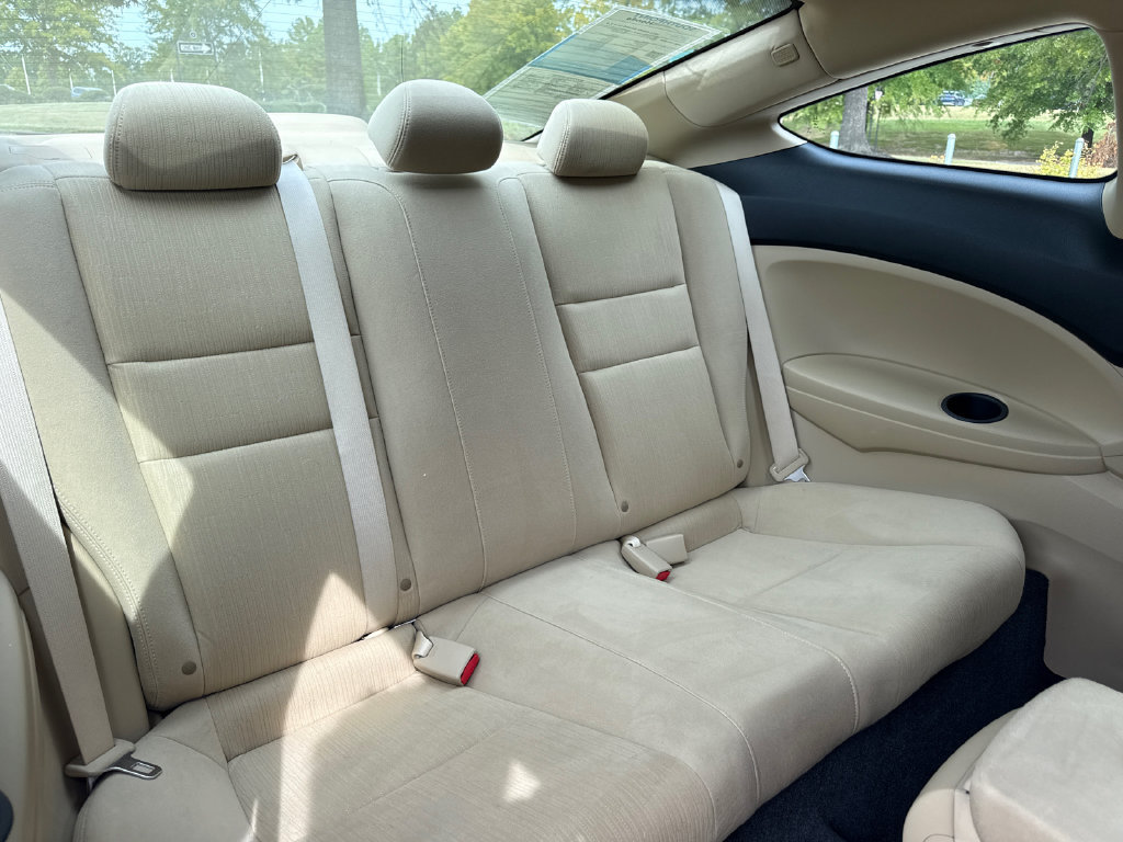 Used 2011 Honda Accord LX-S image 33