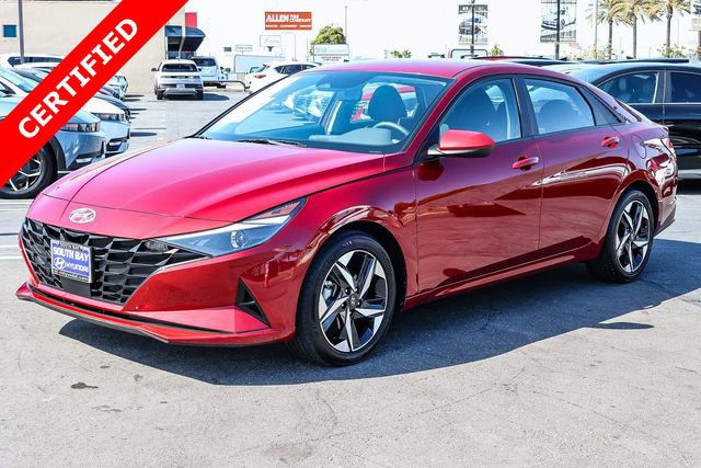 Certified 2023 Hyundai Elantra SEL w/ Convenience Package FWD image 3