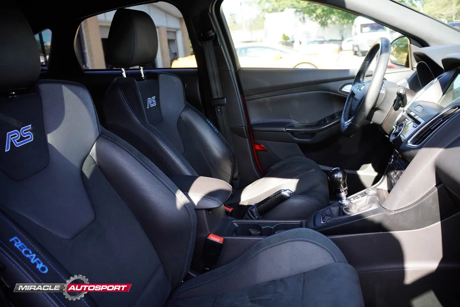 Used 2018 Ford Focus RS AWD/4WD image 33