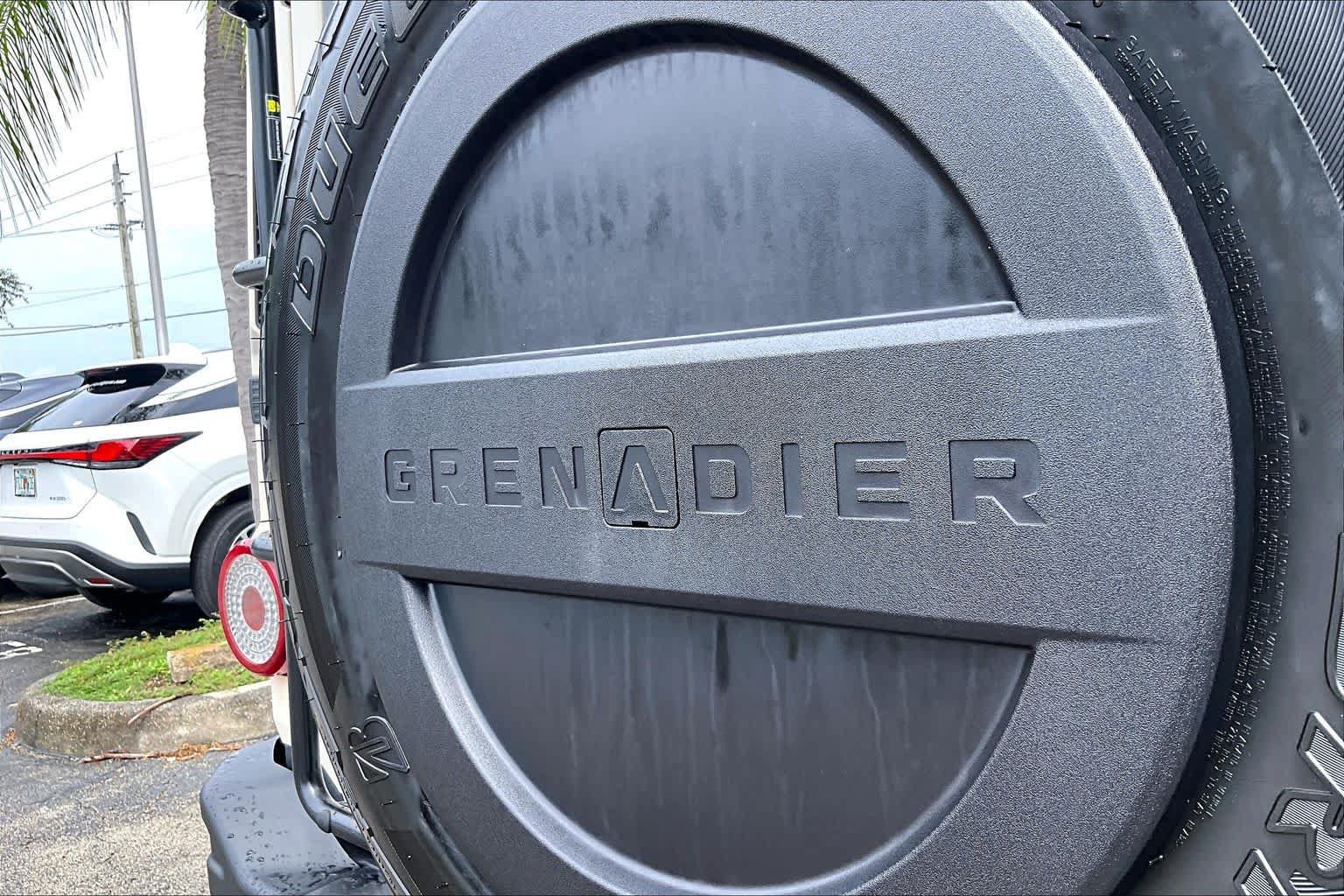 Used 2024 INEOS Grenadier Station Wagon AWD/4WD image 31