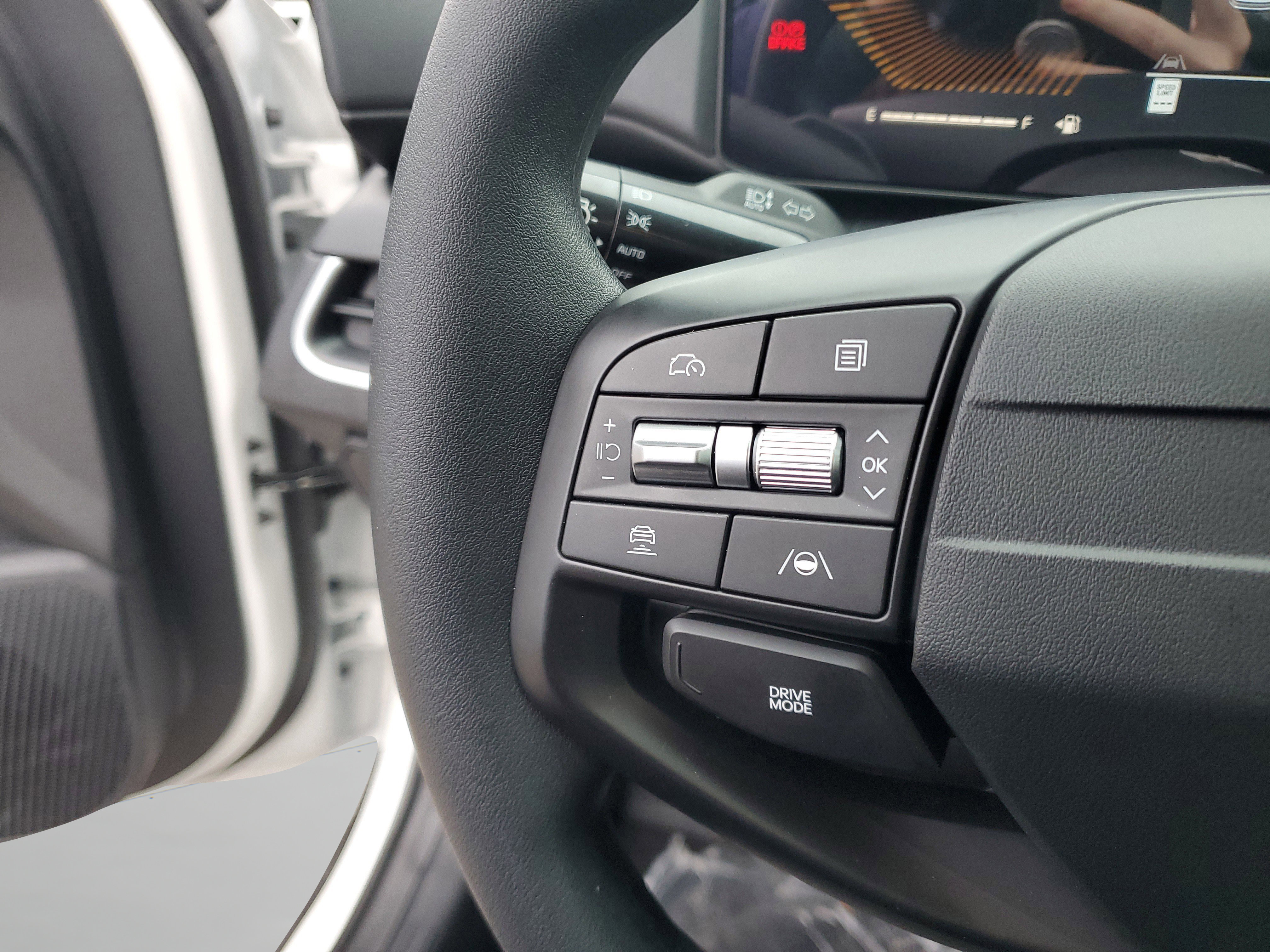 New 2025 Kia K4 LXS image 8