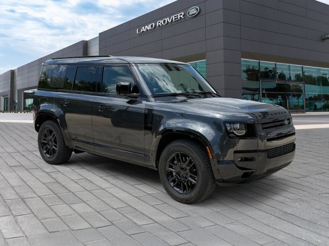 Certified 2026 Land Rover Defender 110 X-Dynamic SE AWD/4WD image 7
