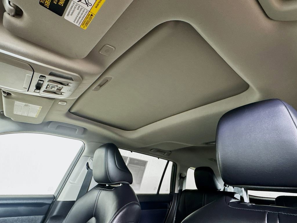 Used 2023 Toyota Highlander XLE image 21