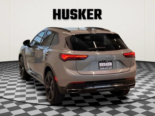 Certified 2025 Buick Envision Sport Touring AWD/4WD image 5