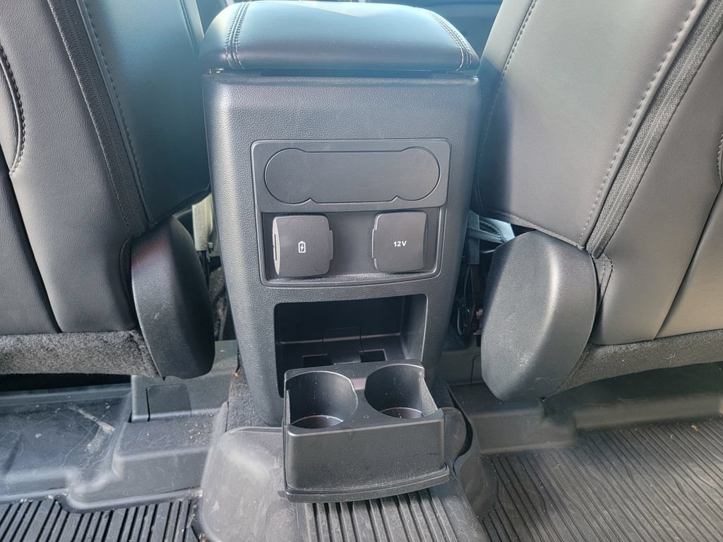 Used 2023 Ford Explorer XLT w/ Equipment Group 202A AWD/4WD image 33
