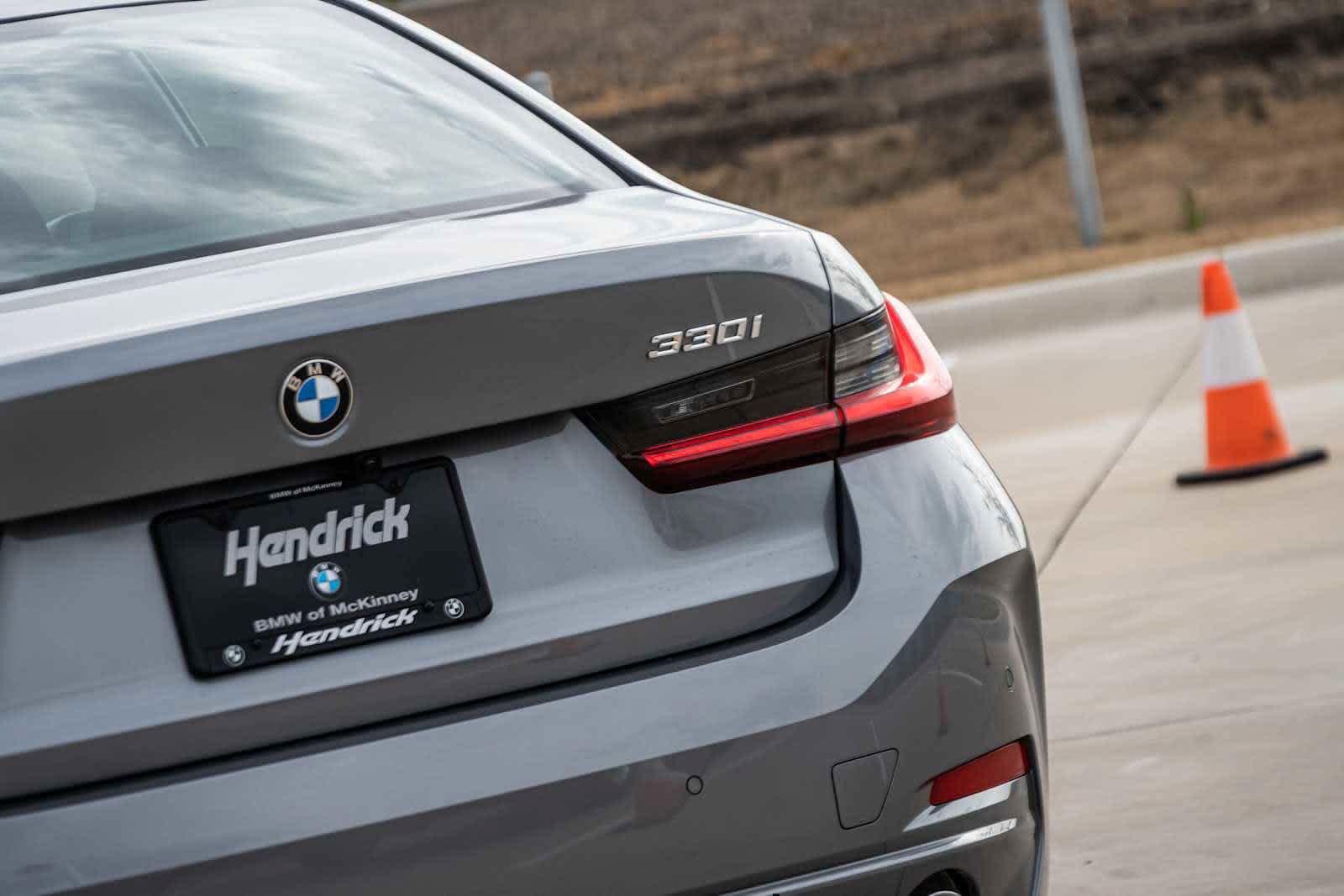 Used 2026 BMW 330i Sedan w/ Premium Package RWD image 7