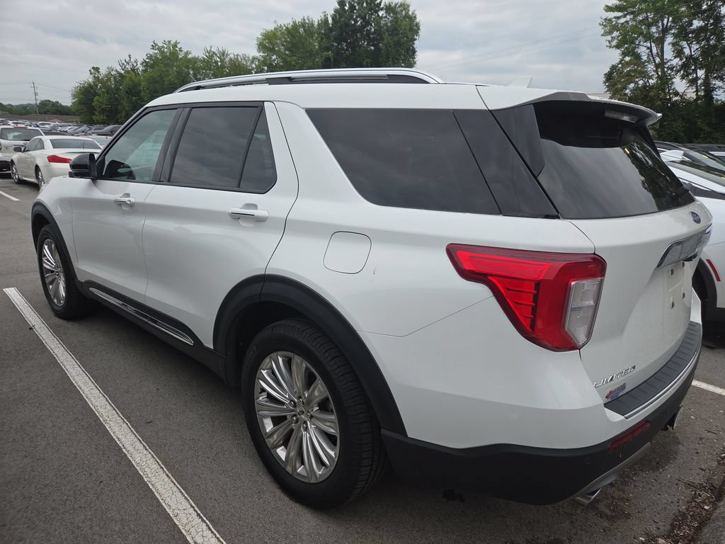 Used 2021 Ford Explorer Limited w/ Equipment Group 301A AWD/4WD image 4