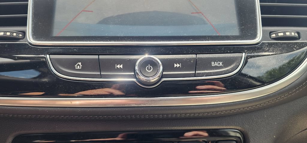 Used 2017 Buick Encore Essence w/ Experience Buick Package FWD image 30