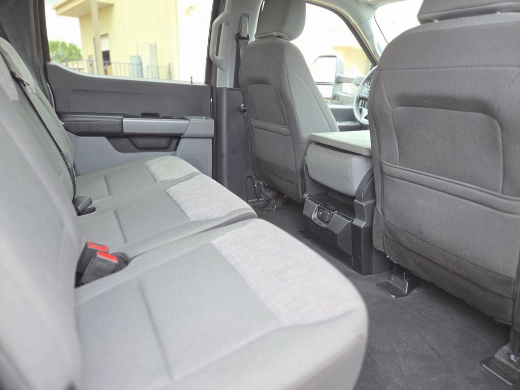 Used 2025 Ford F250 XLT AWD/4WD image 11