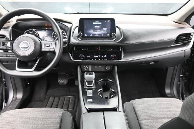 Used 2021 Nissan Rogue SV FWD image 12