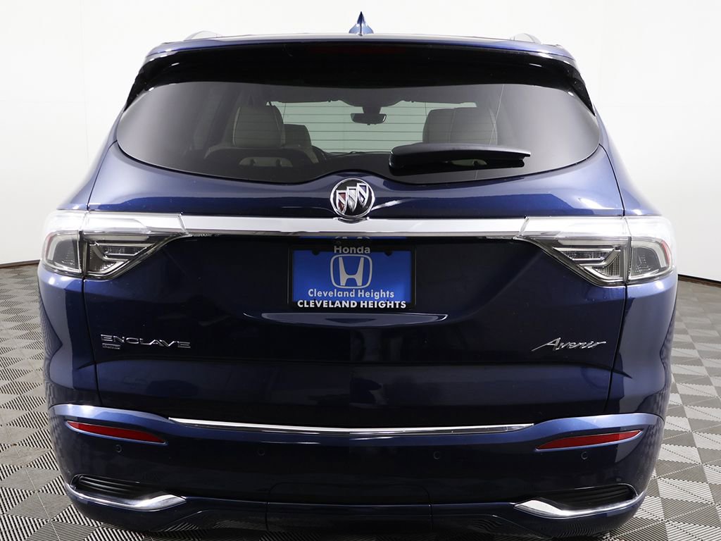 Used 2023 Buick Enclave Avenir AWD/4WD image 18