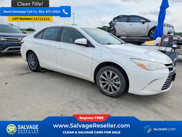 Used 2017 Toyota Camry XLE w/ Moonroof Package FWD image 5