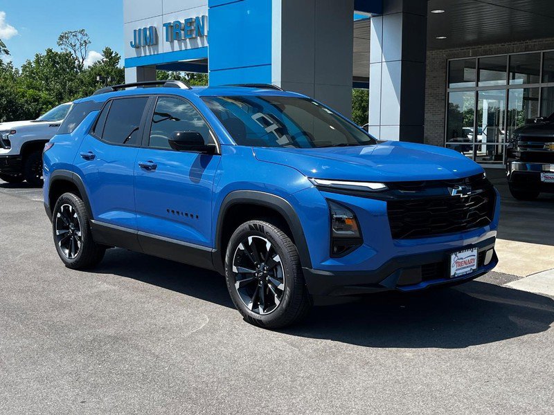 Used 2025 Chevrolet Equinox RS w/ Safety and Technology Package image 2