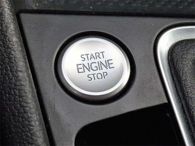 Used 2023 Volkswagen Jetta SE image 22