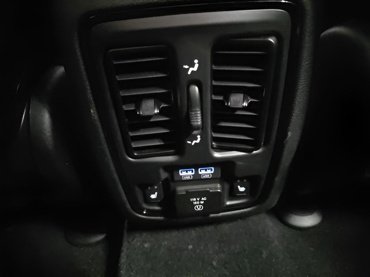 Used 2024 Dodge Durango GT image 17