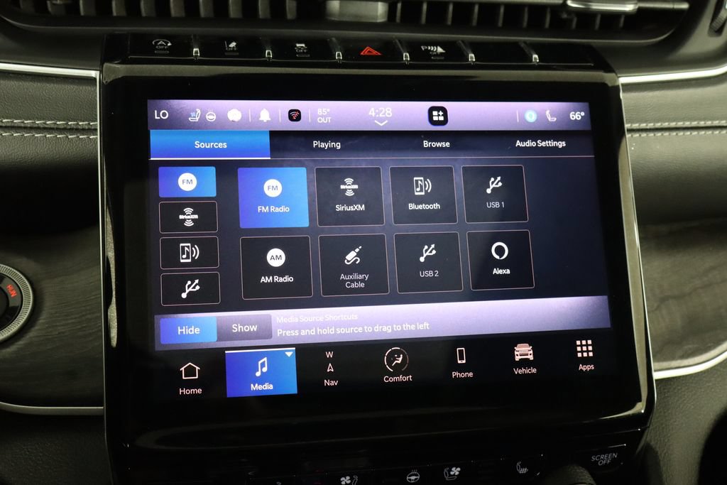 Used 2022 Jeep Grand Cherokee L Limited w/ Luxury Tech Group II AWD/4WD image 35