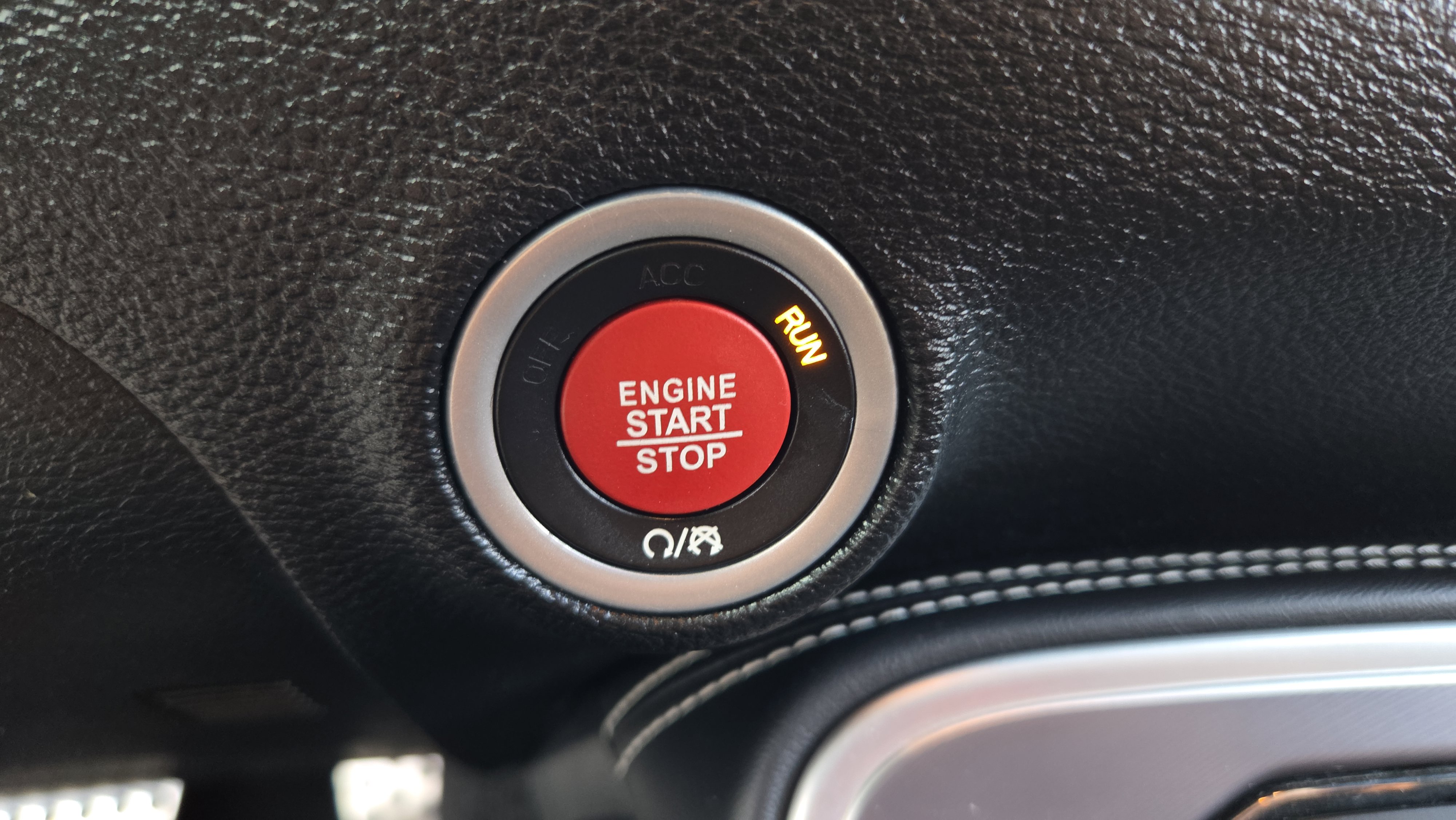 Used 2020 Dodge Challenger SRT Hellcat image 22