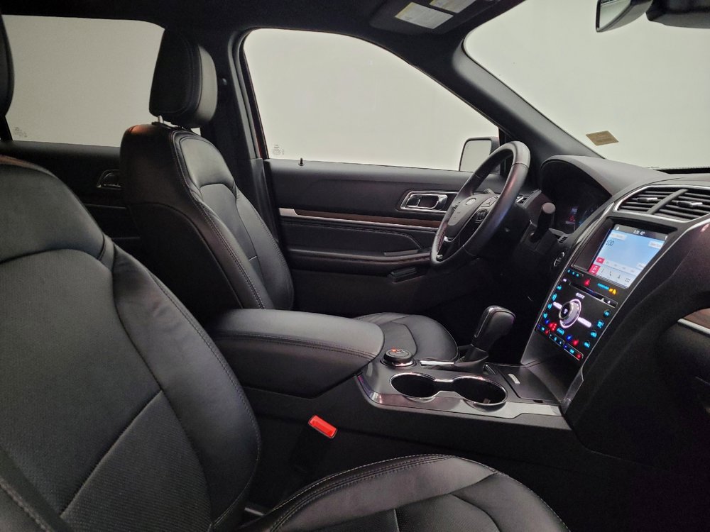 Used 2018 Ford Explorer Limited w/ Equipment Group 301A image 21
