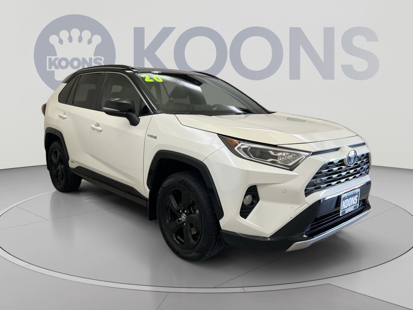 Used 2020 Toyota RAV4 XSE AWD/4WD image 2