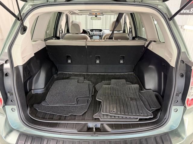 Used 2016 Subaru Forester 2.5i Limited AWD/4WD image 9
