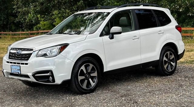 Used 2017 Subaru Forester 2.5i Limited AWD/4WD image 4