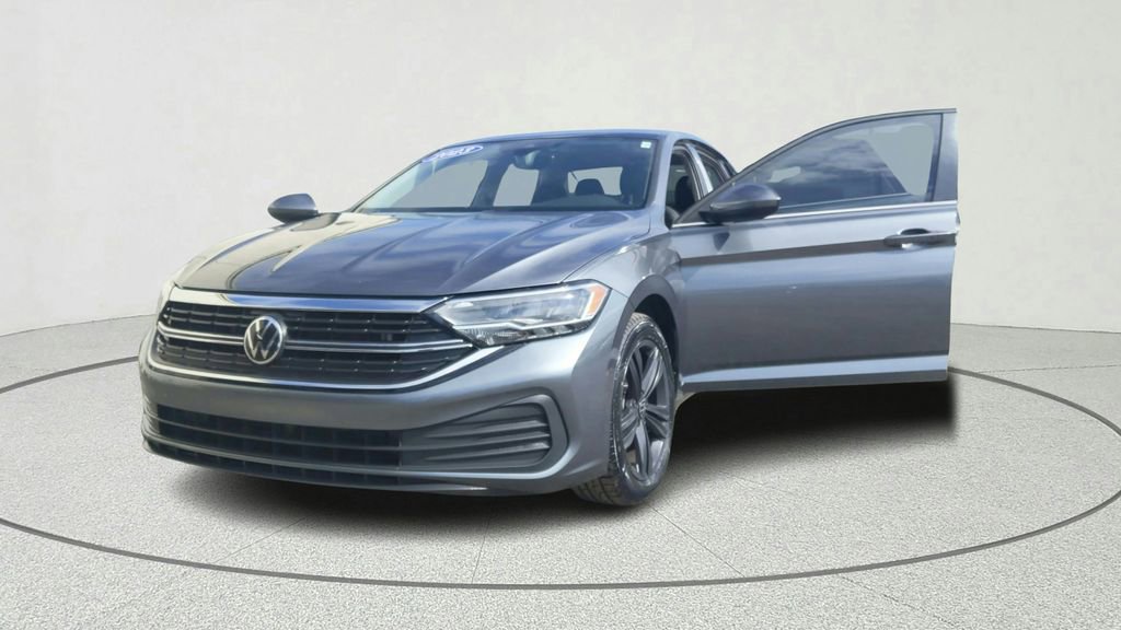 Used 2023 Volkswagen Jetta SE image 10