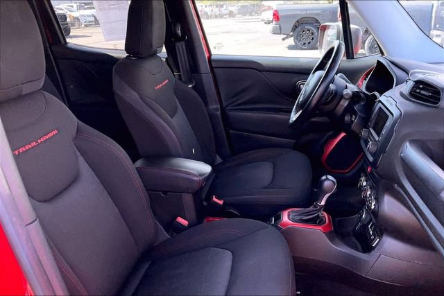 Used 2016 Jeep Renegade Trailhawk AWD/4WD image 7