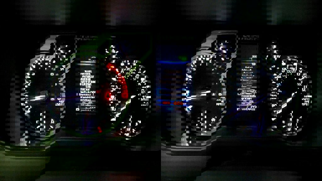 Used 2022 Toyota Tundra SR5 w/ SR5 Premium Package image 14