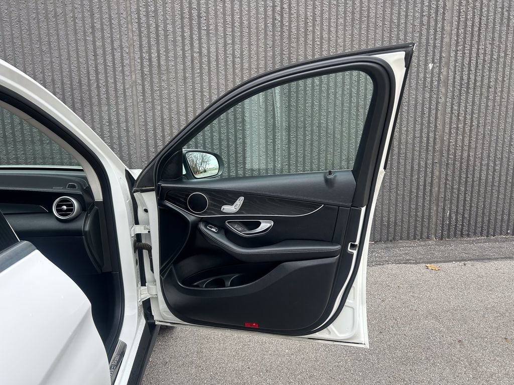 Used 2016 Mercedes-Benz GLC 300 image 25