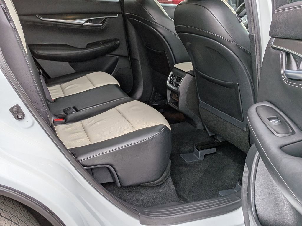 Used 2025 INFINITI QX55 Luxe w/ Cargo Package image 20