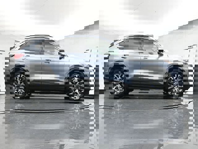 Used 2022 Ford Escape Titanium w/ Class II Trailer Tow Package image 35