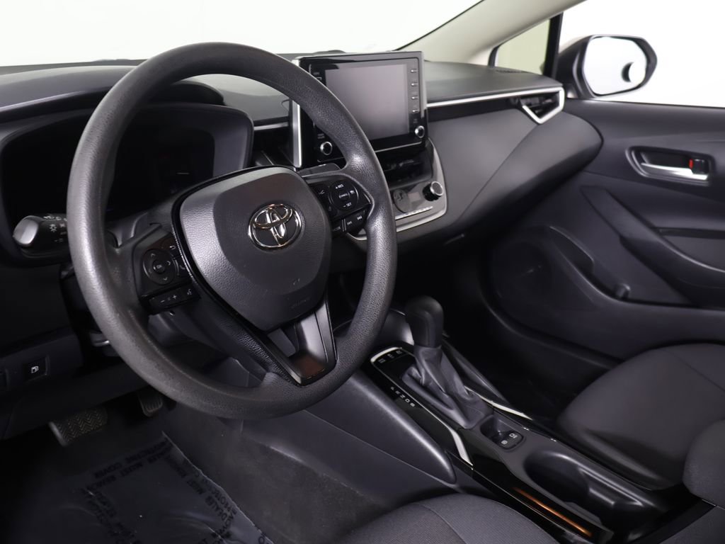 Used 2020 Toyota Corolla LE w/ Carpet Mat Package (TMS) image 23
