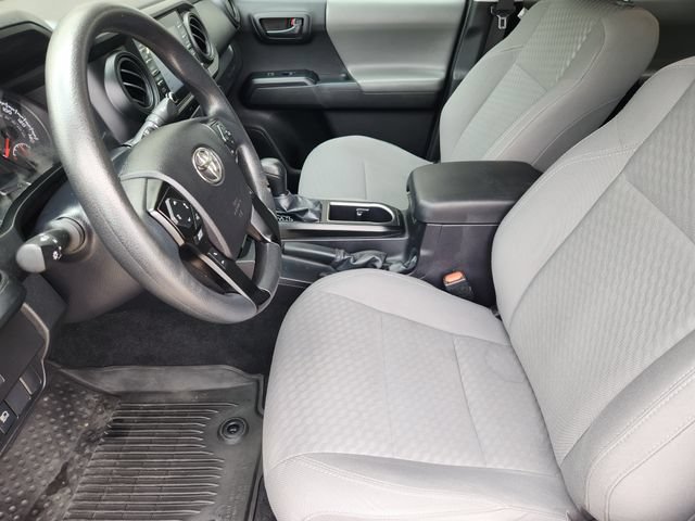 Used 2022 Toyota Tacoma SR w/ SR Convenience Package RWD image 4