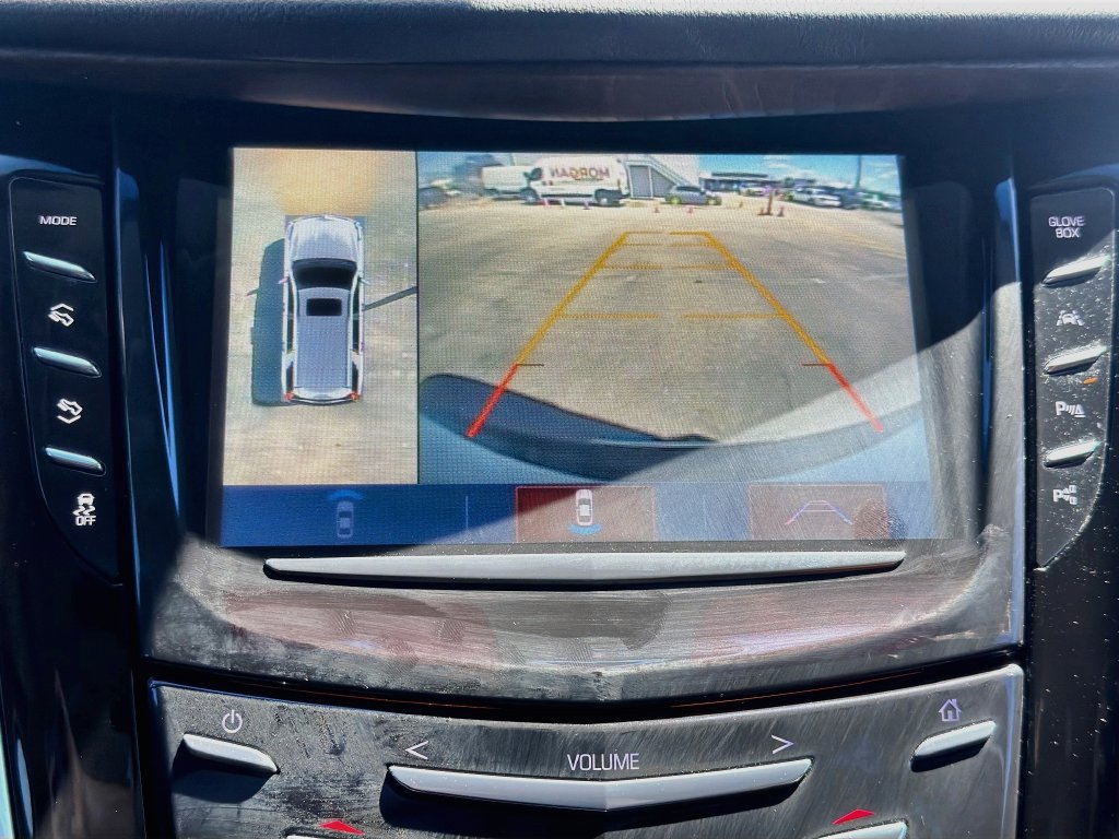 Used 2018 Cadillac Escalade ESV Luxury RWD image 35