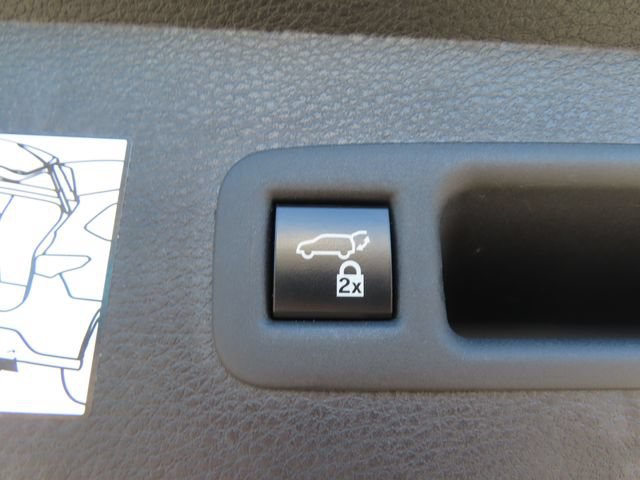 Used 2024 Toyota Sienna XSE w/ XSE Premium Package AWD/4WD image 44