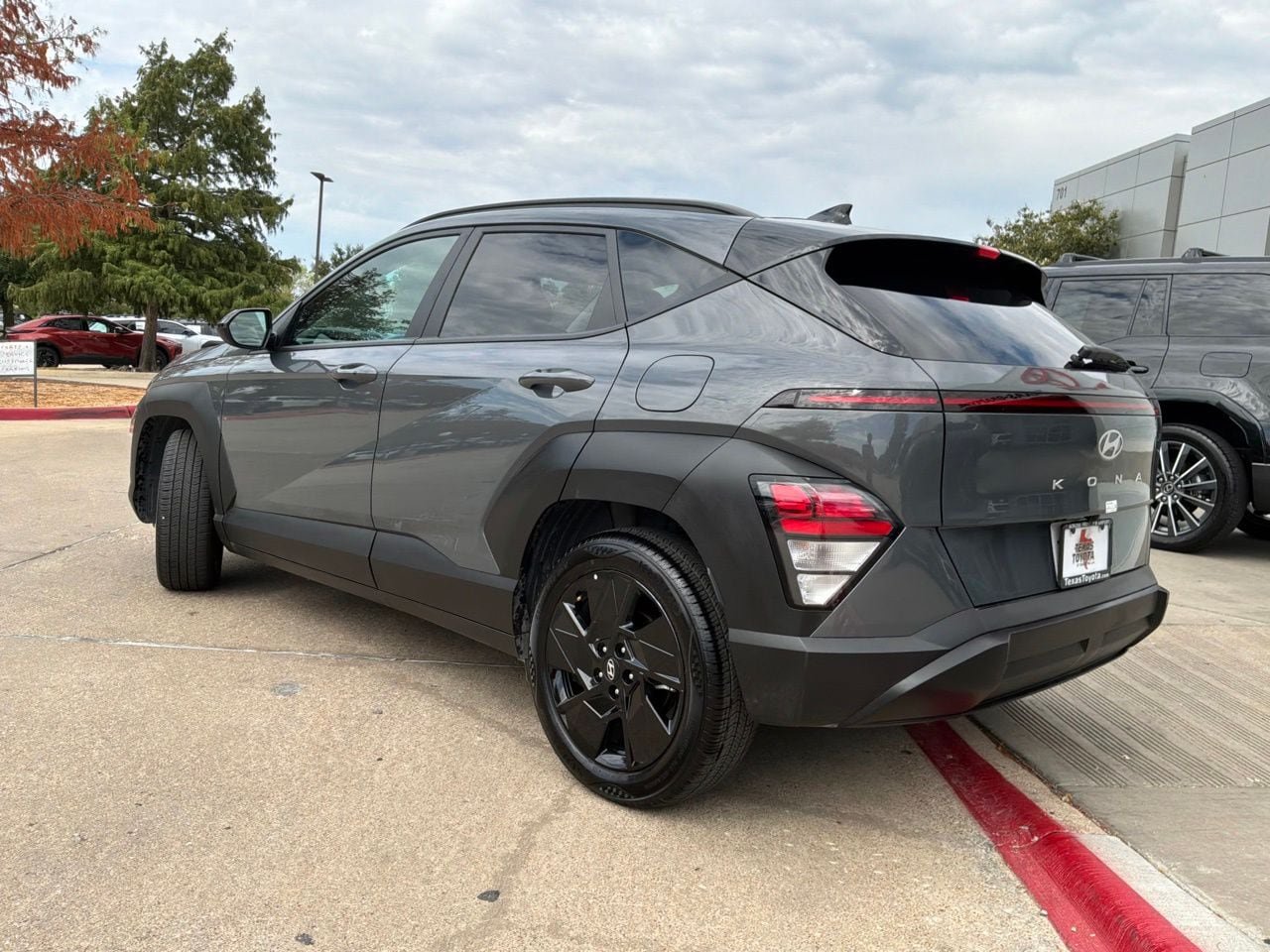 Used 2026 Hyundai Kona SEL Sport FWD image 8