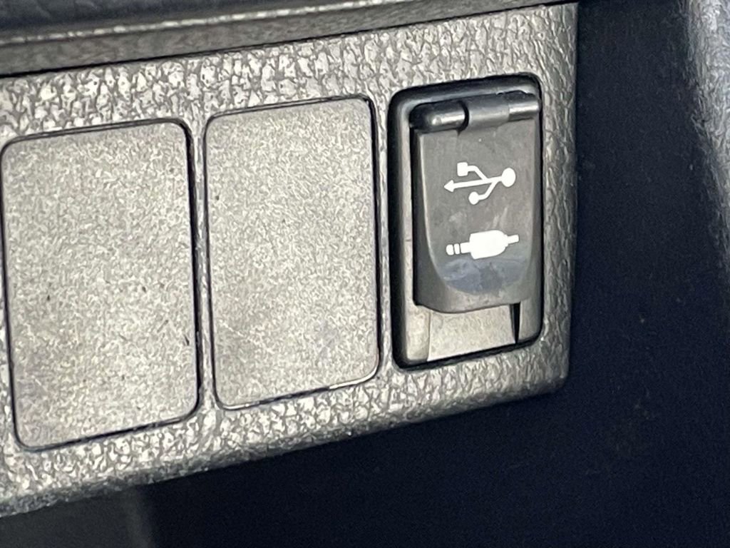 Used 2016 Toyota Corolla image 24