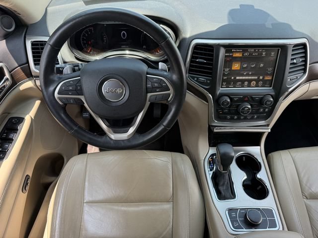 Used 2017 Jeep Grand Cherokee Limited AWD/4WD image 12