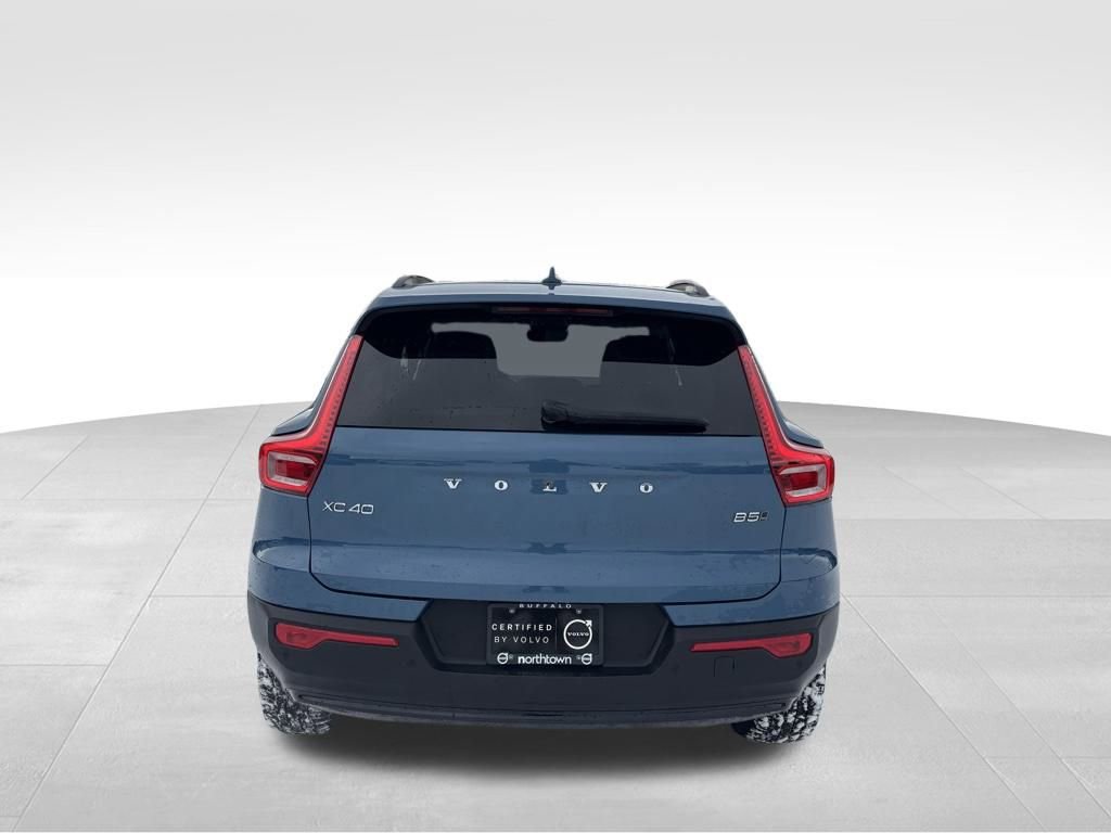Certified 2023 Volvo XC40 B5 Plus w/ Driver Assist Package image 34