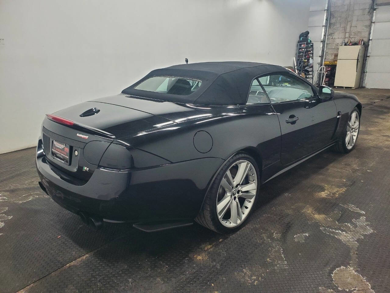 Used 2010 Jaguar XKR R image 7