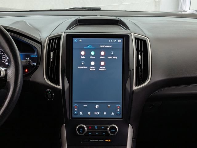 Used 2024 Ford Edge ST-Line w/ Class II Trailer Tow Package AWD/4WD image 29