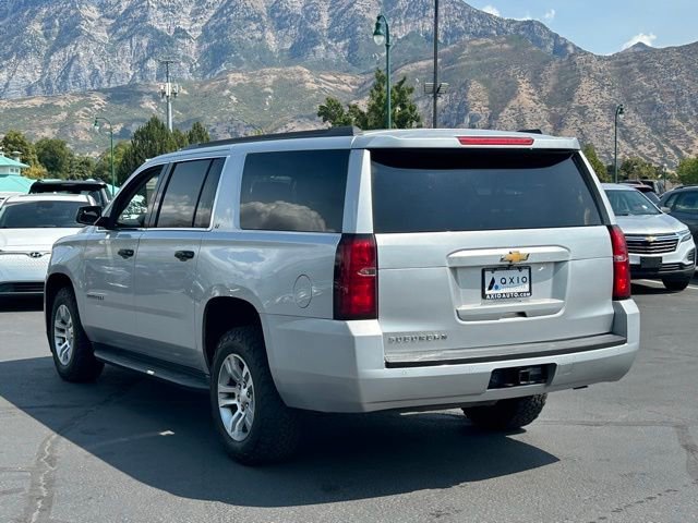 Used 2020 Chevrolet Suburban LT image 6