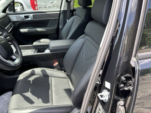 Used 2026 Hyundai Santa Fe SEL FWD image 20