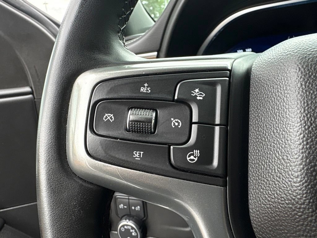 Used 2023 Chevrolet Suburban Premier AWD/4WD image 29