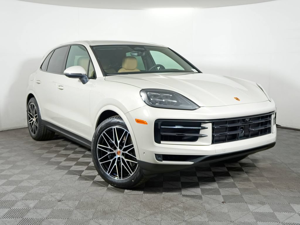 Certified 2026 Porsche Cayenne AWD/4WD image 9